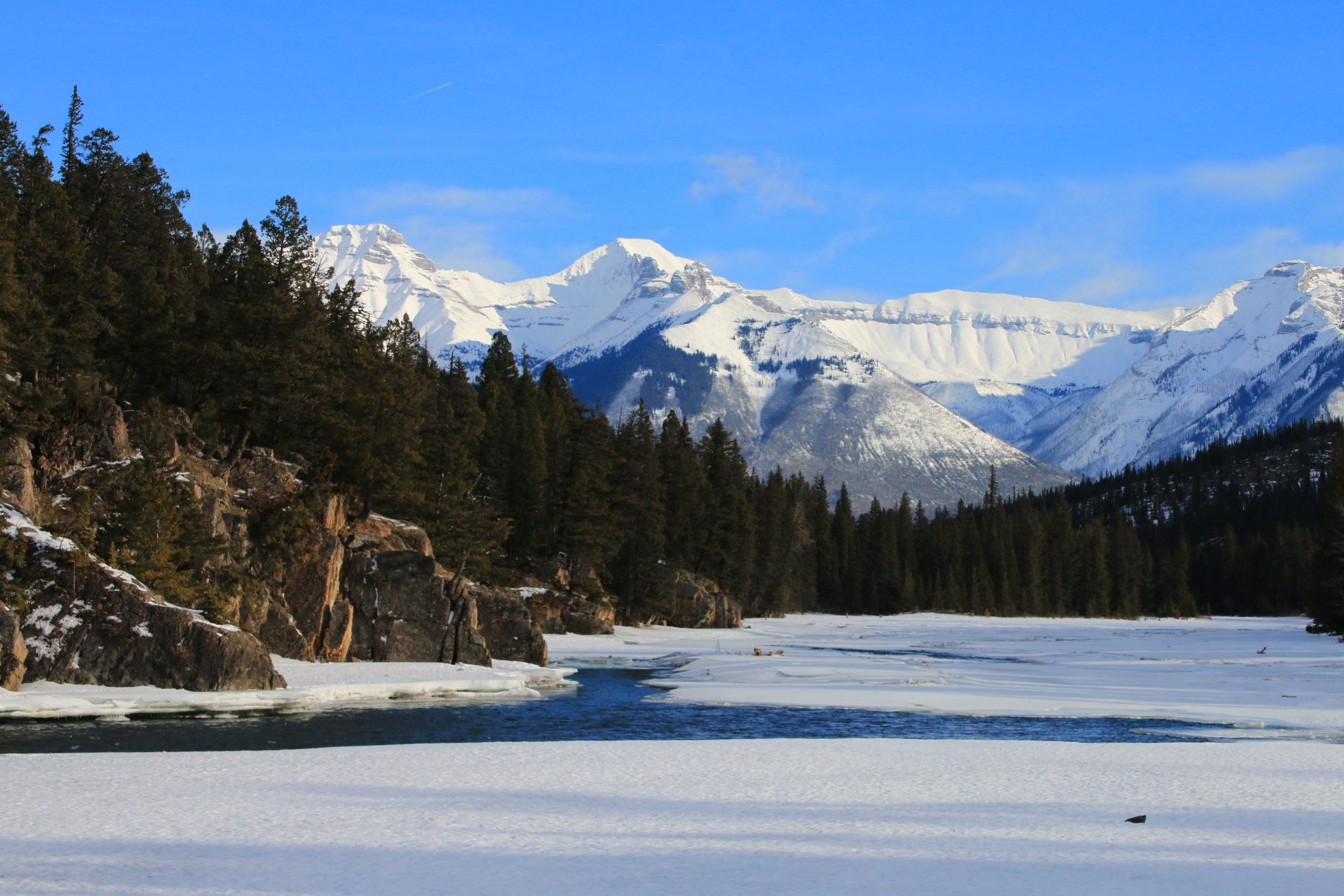 Oh Canada Pat Coulter Visits The Rugged Rockies The People S Friend